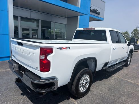 Used 2026 Chevrolet Silverado 2500 LT AWD/4WD image 3