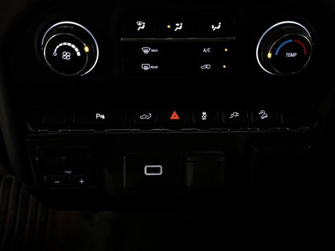 Used 2020 Chevrolet Silverado 2500 W/T w/ WT Convenience Package image 22