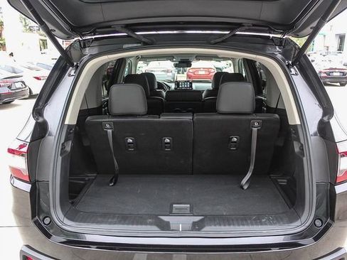 Used 2025 Honda Pilot EX-L image 37