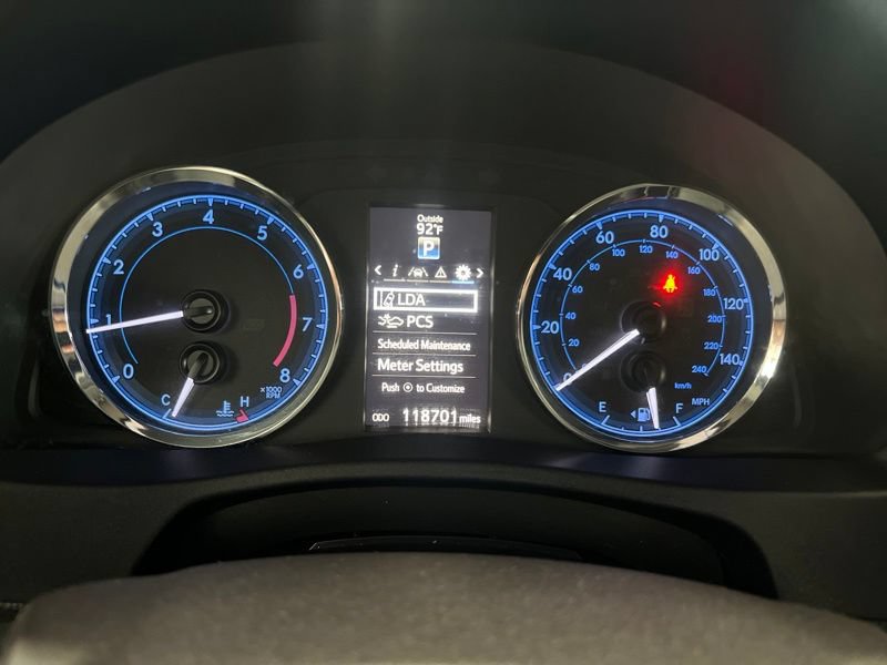 Used 2019 Toyota Corolla SE FWD image 24