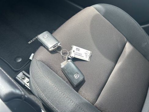 Certified 2024 MAZDA MAZDA3 s FWD image 16