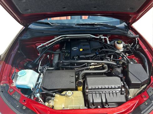 Used 2006 MAZDA MX-5 Miata Grand Touring RWD image 23