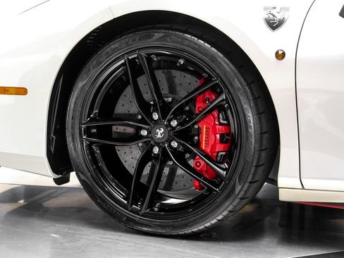 Used 2018 Ferrari 488 Spider RWD image 70