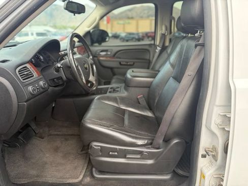 Used 2012 Chevrolet Suburban LT AWD/4WD image 20