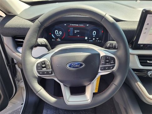 New 2025 Ford Explorer Active w/ Active Comfort Package image 10