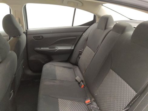 Used 2020 Nissan Versa S image 18