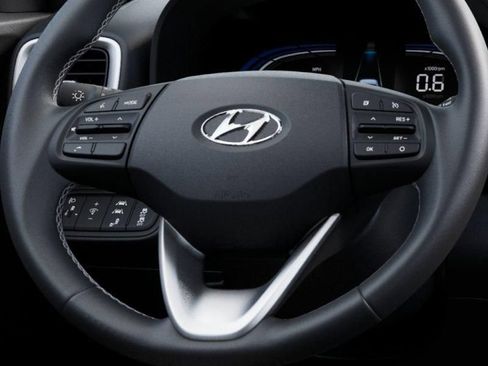 New 2026 Hyundai Venue SEL FWD image 15