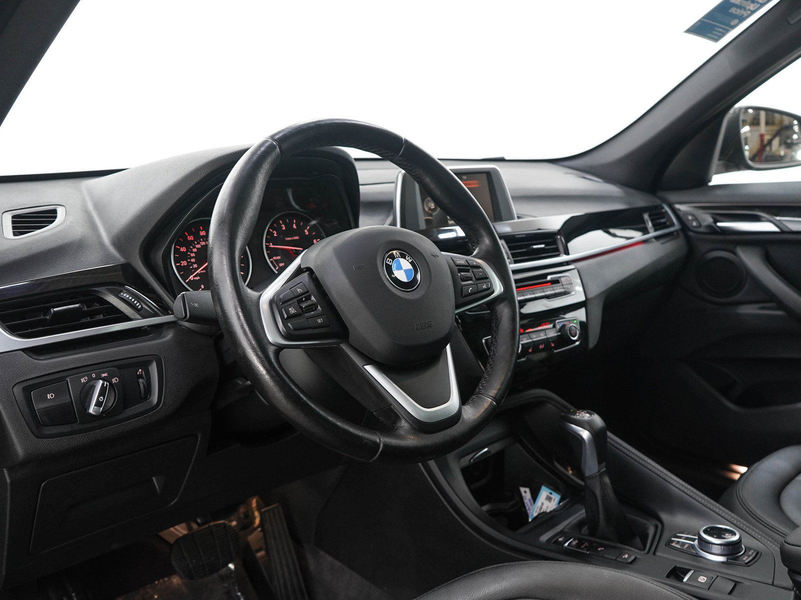 Used 2017 BMW X1 xDrive28i AWD/4WD image 24