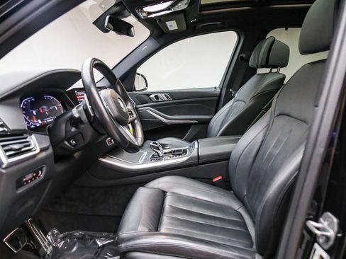 Certified 2022 BMW X5 xDrive40i w/ M Sport Package AWD/4WD image 19