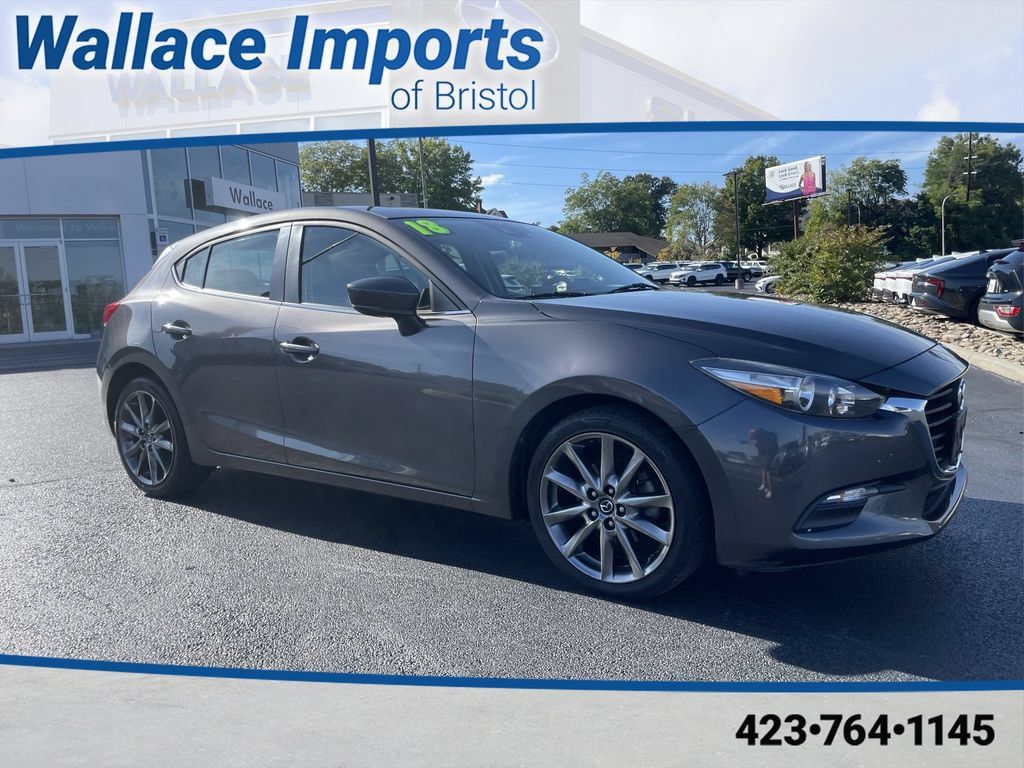 Used 2018 MAZDA MAZDA3 Touring FWD image 1