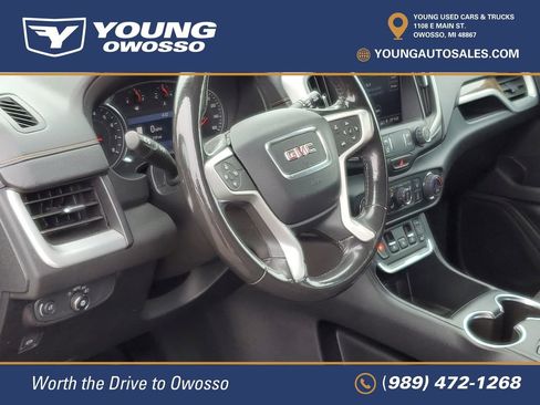 Used 2019 GMC Terrain SLE w/ Driver Convenience Package FWD image 9