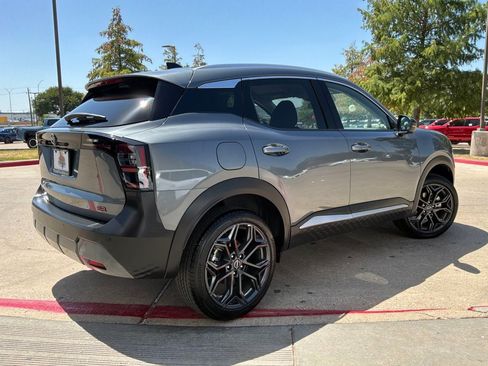 Used 2026 Nissan Kicks SR FWD image 6