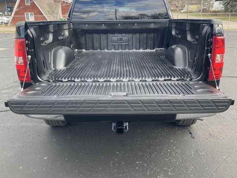 Used 2013 Chevrolet Silverado 1500 LT w/ All-Star Edition AWD/4WD image 3