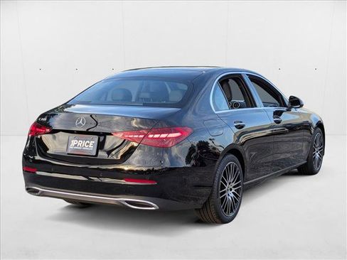 Used 2024 Mercedes-Benz C 300 Sedan image 5