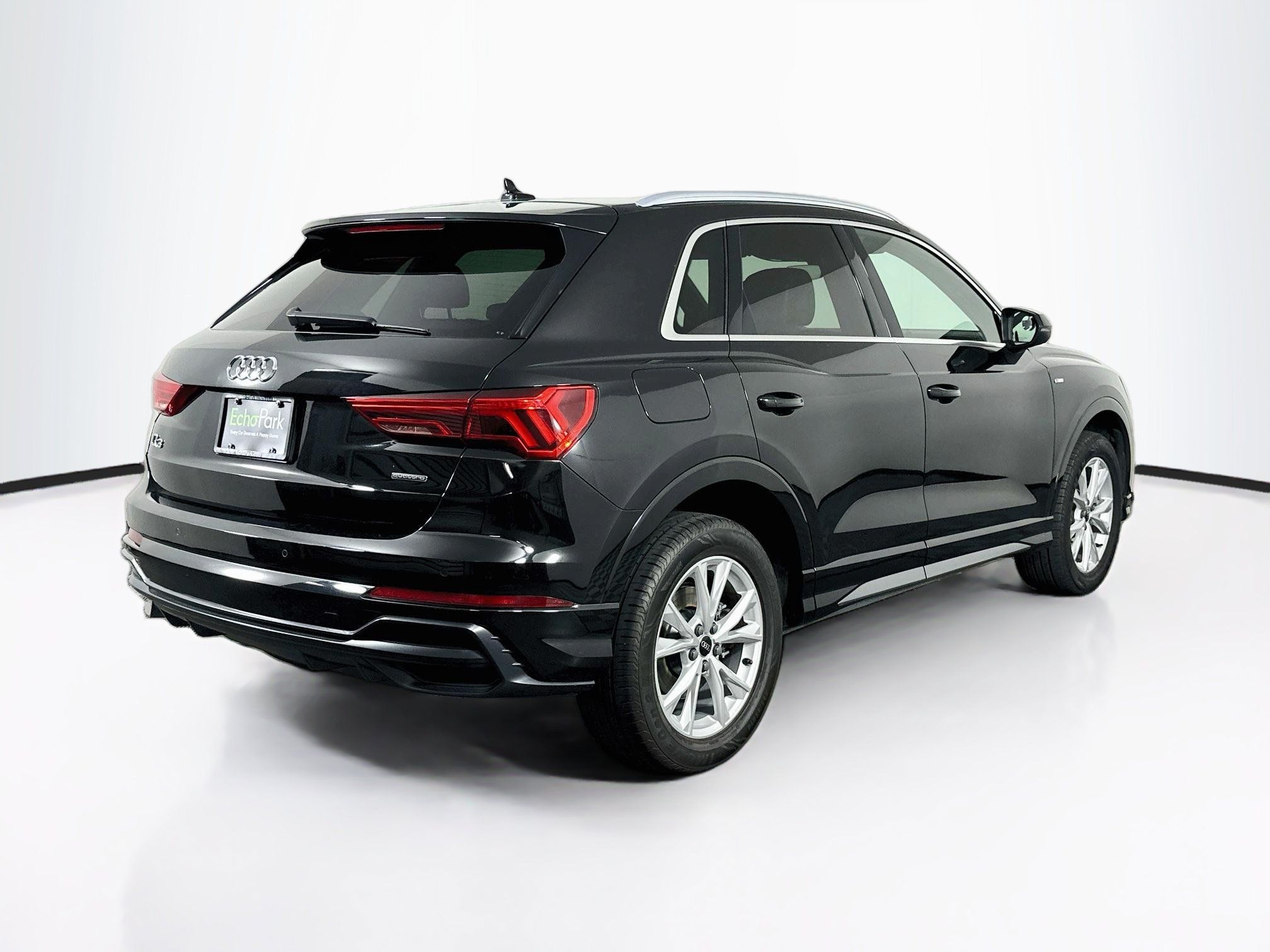 Used 2022 Audi Q3 2.0T Premium Plus w/ Premium Plus Package AWD/4WD image 9