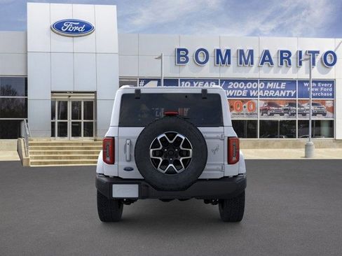 New 2025 Ford Bronco Outer Banks image 5