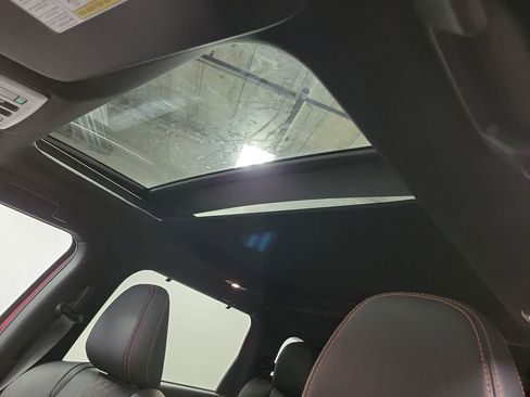 Used 2024 Mitsubishi Outlander 4WD Plug-In Hybrid image 14