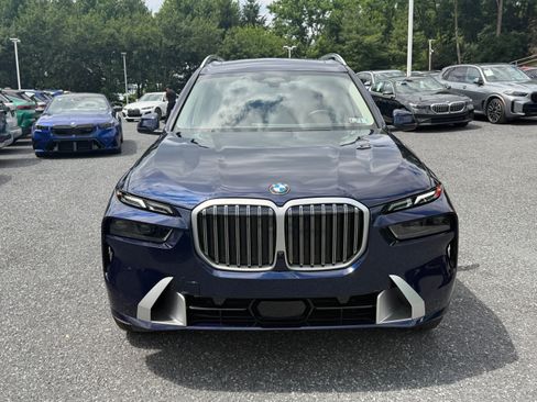 Used 2026 BMW X7 xDrive40i AWD/4WD image 2