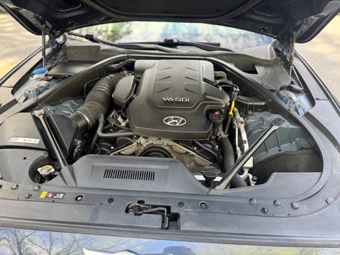 Used 2015 Hyundai Genesis 3.8 w/ Option Group 03 image 13