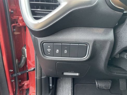 Certified 2023 Kia Soul LX image 17