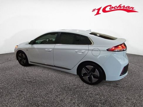 Used 2020 Hyundai Ioniq SEL image 4