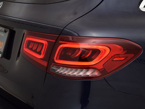 Certified 2022 Mercedes-Benz GLC 300 image 13