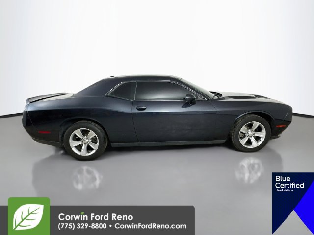 Used 2018 Dodge Challenger SXT RWD image 10