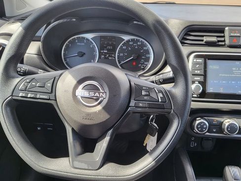 Used 2023 Nissan Versa S w/ Trunk Package FWD image 28