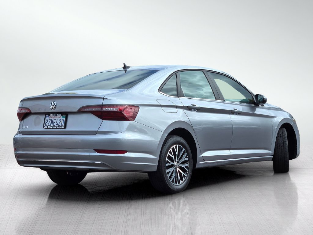Used 2021 Volkswagen Jetta SE FWD image 5