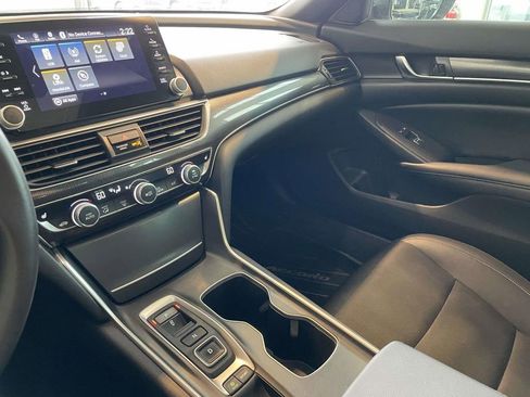 Used 2022 Honda Accord Sport image 31