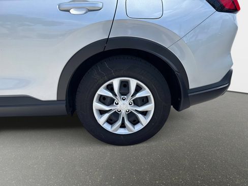 Used 2025 Honda CR-V LX image 9