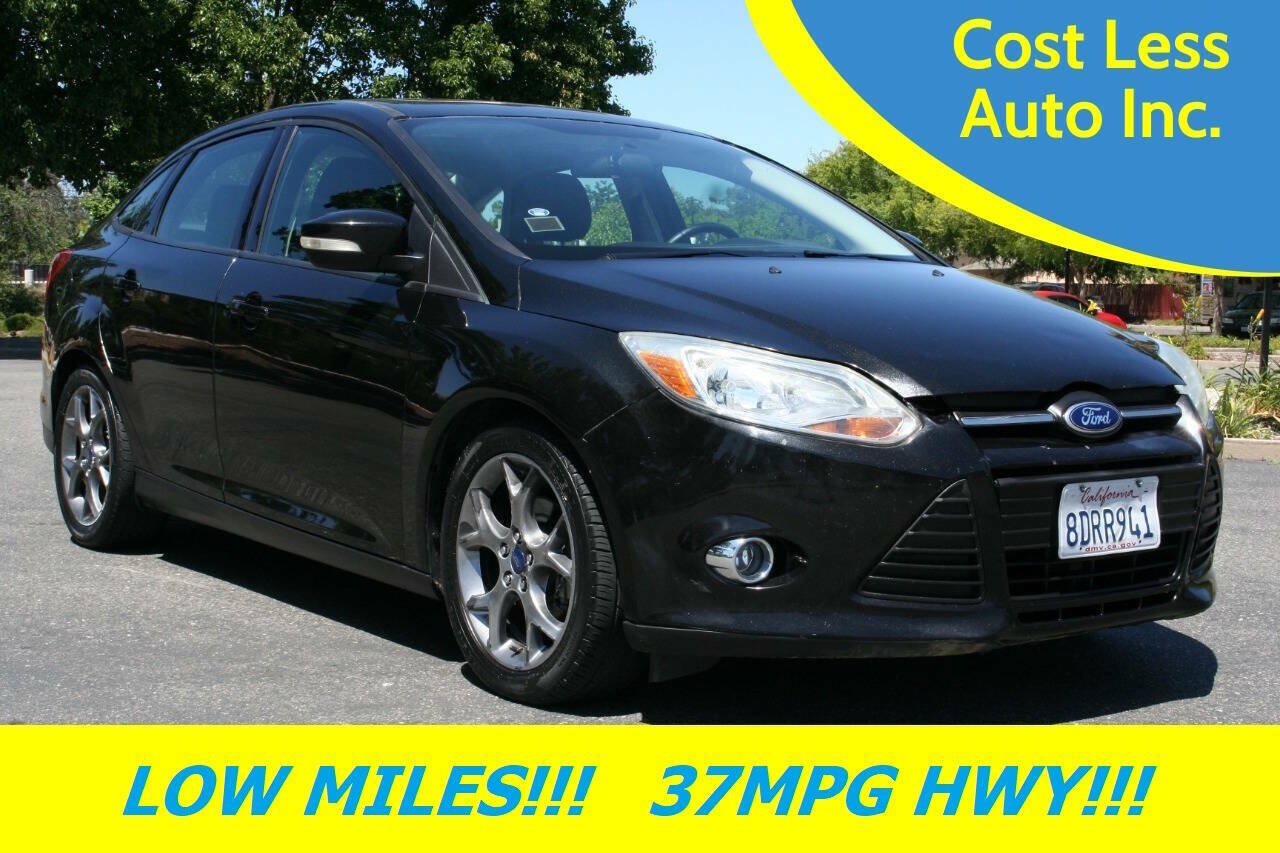Used 2014 Ford Focus SE w/ Equipment Group 201A FWD image 2