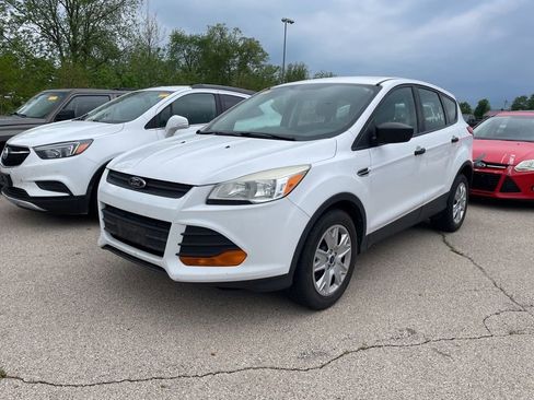 Used 2014 Ford Escape S FWD image 2