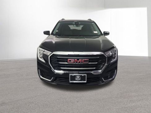 Used 2022 GMC Terrain SLE w/ Driver Convenience Package AWD/4WD image 26