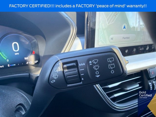 Used 2025 Ford Escape Platinum AWD/4WD image 48