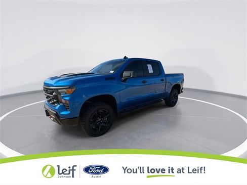 Used 2024 Chevrolet Silverado 1500 Custom Trail Boss w/ LPO, Dark Essentials Package image 5