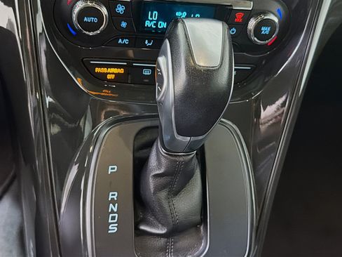Used 2015 Ford Escape Titanium FWD image 25