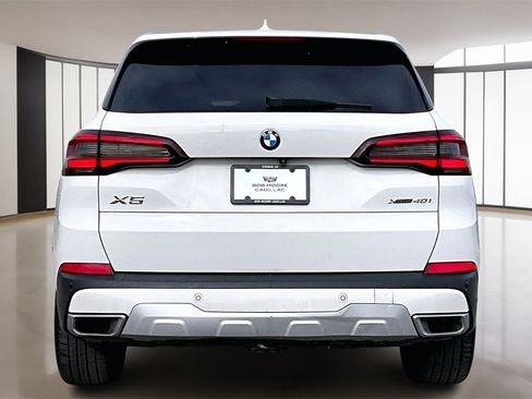 Used 2021 BMW X5 xDrive40i w/ Premium Package image 4