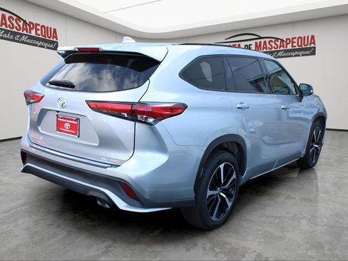 Used 2021 Toyota Highlander XSE image 5