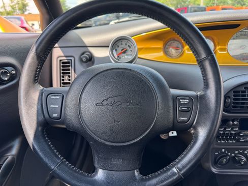 Used 2002 Chrysler Prowler image 4