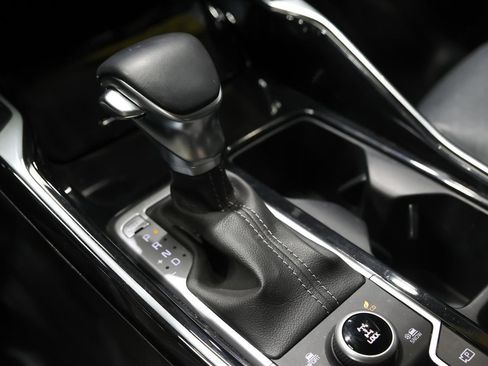 Used 2022 Kia Sorento SX image 16