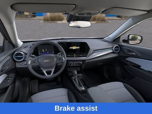 New 2026 Chevrolet Trax LT w/ Driver Confidence Package FWD image 16