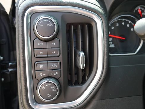 Used 2021 Chevrolet Silverado 1500 LT Trail Boss AWD/4WD image 25