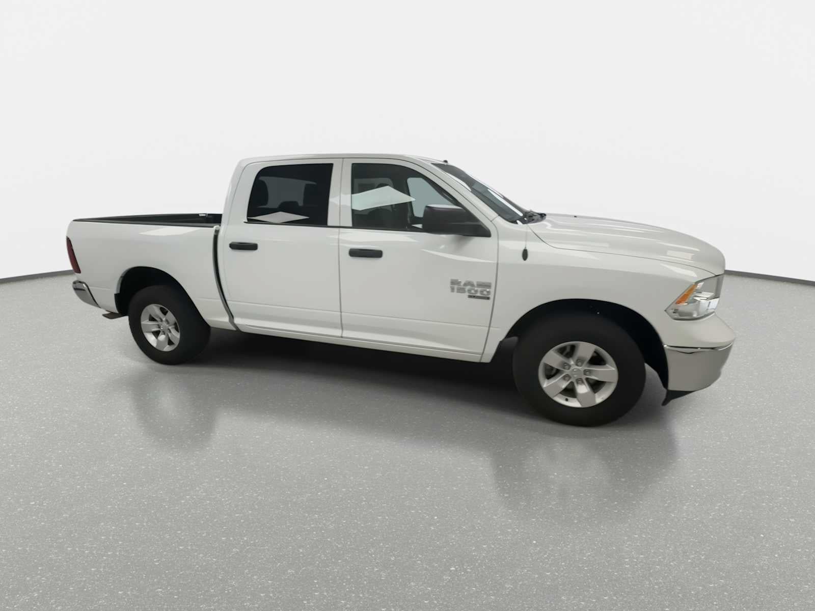 Used 2022 RAM 1500 Classic SLT w/ Electronics Group AWD/4WD image 2