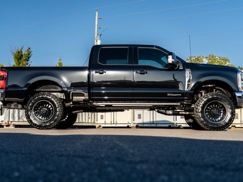 New 2026 Ford F250 Lariat w/ FX4 Off-Road Package AWD/4WD image 2