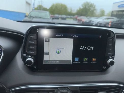 Used 2020 Hyundai Santa Fe Limited AWD/4WD image 9