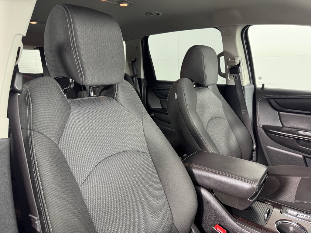 Used 2017 Chevrolet Traverse LT w/ Style and Technology Package AWD/4WD image 29