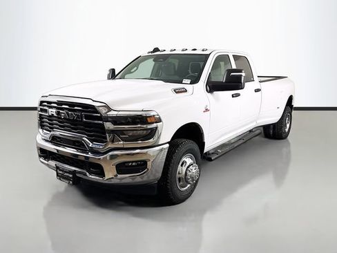 New 2026 RAM 3500 Tradesman AWD/4WD image 3
