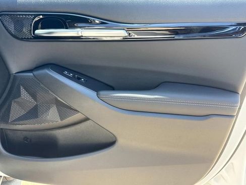New 2026 Kia Seltos S FWD image 15