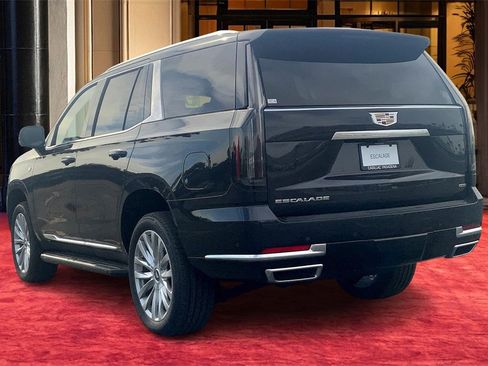 New 2026 Cadillac Escalade 4WD w/ LPO, Floor Liner Package image 4